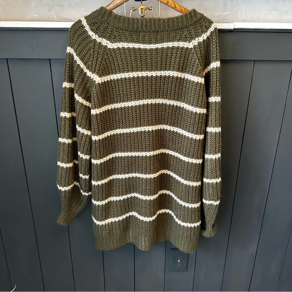Grampa Core Oversized Slouchy Olive White Striped Sweater sz S‎